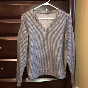 Theory Herringbone Sweater Size M